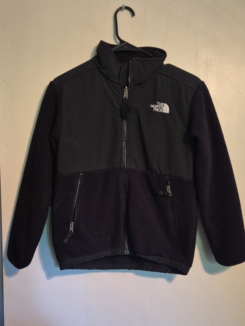 The North Face Kids Black Full-Zip Fleece Jacket